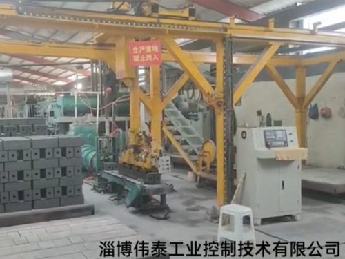 偉泰公司制作桁架機械手生產(chǎn)線